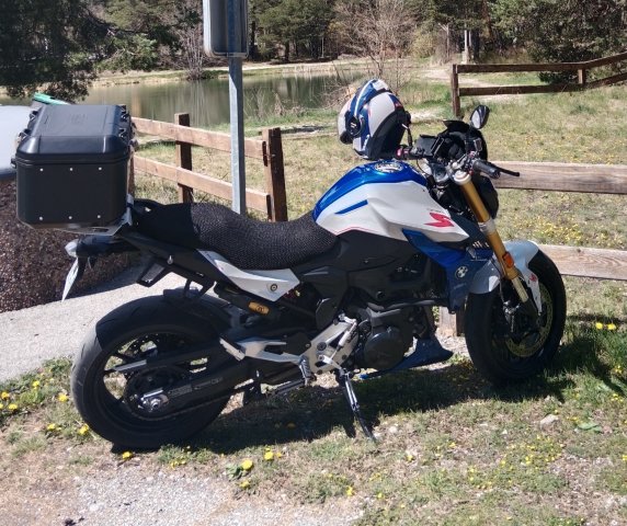 BMW F900R